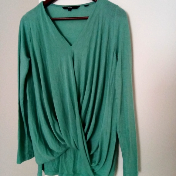 Vero Moda V neck/wrap shirt - Picture 1 of 2